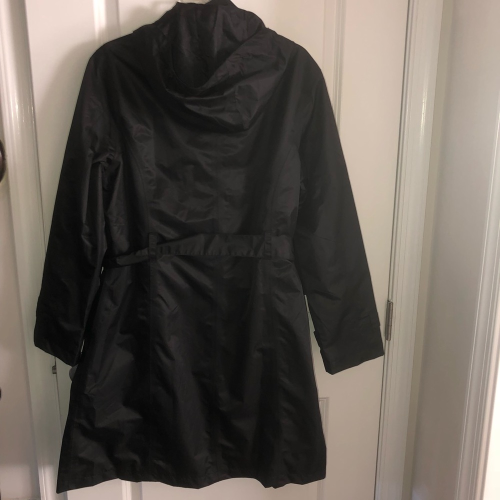 Rain jacket - Picture 2 of 5